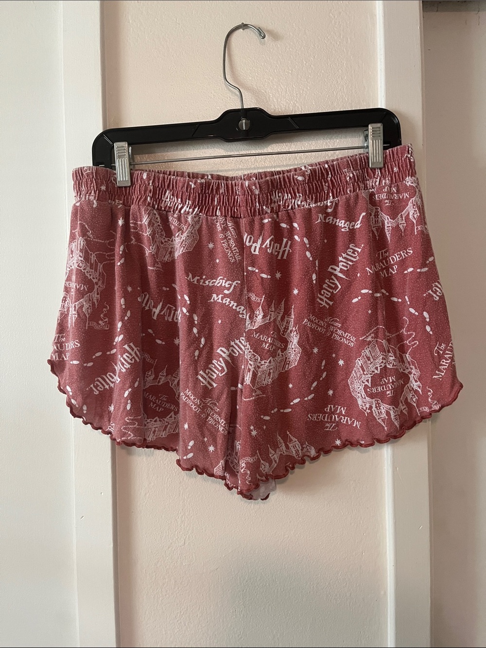 Warner Bros. Rose-Mauve Harry Potter Map Lounge Shorts